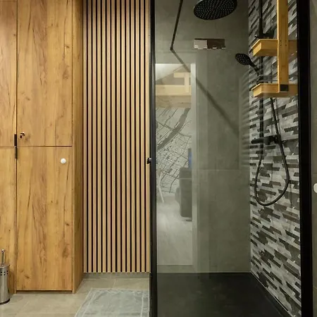 Black & White Вадовице